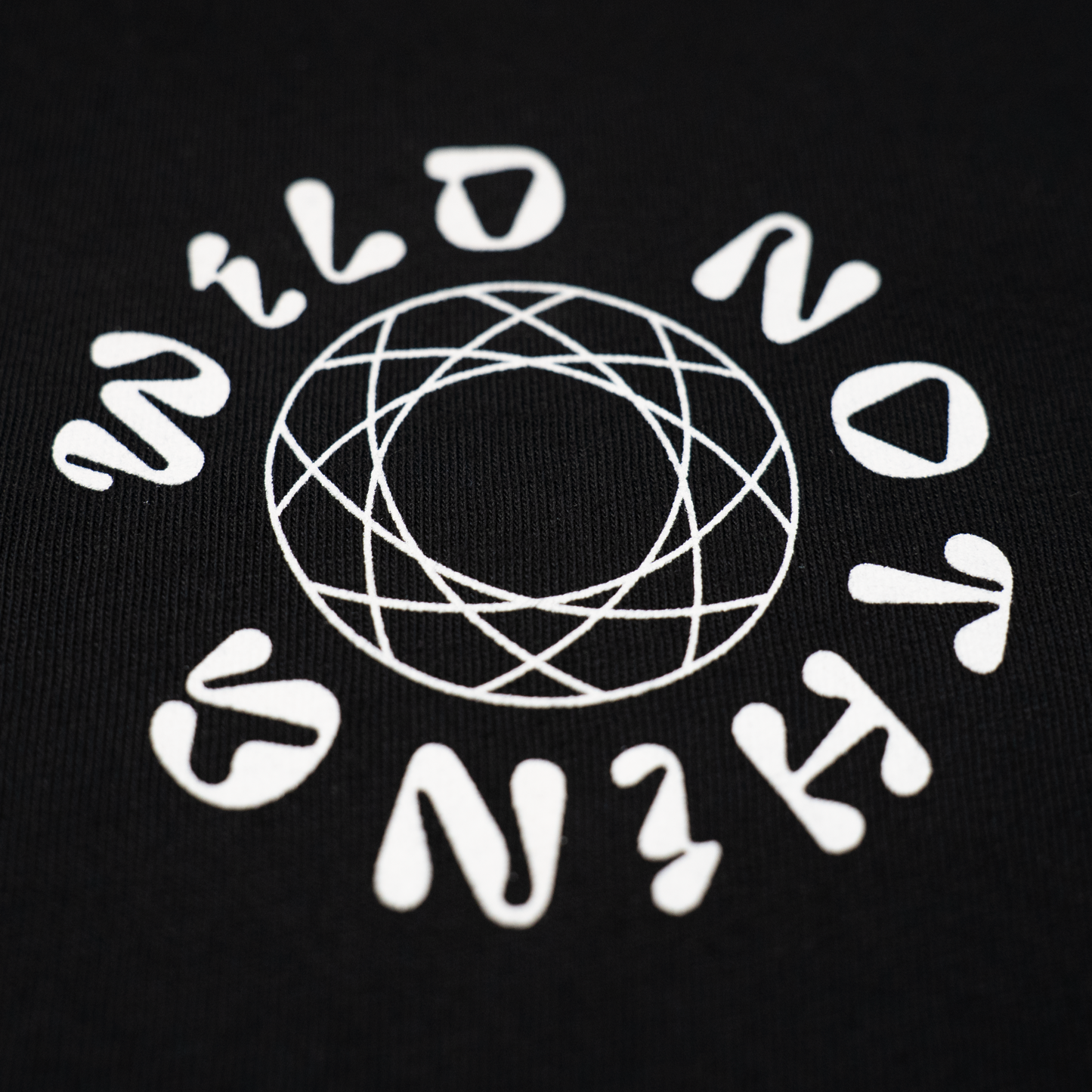 SPIROGRAPH T-SHIRT - BLACK